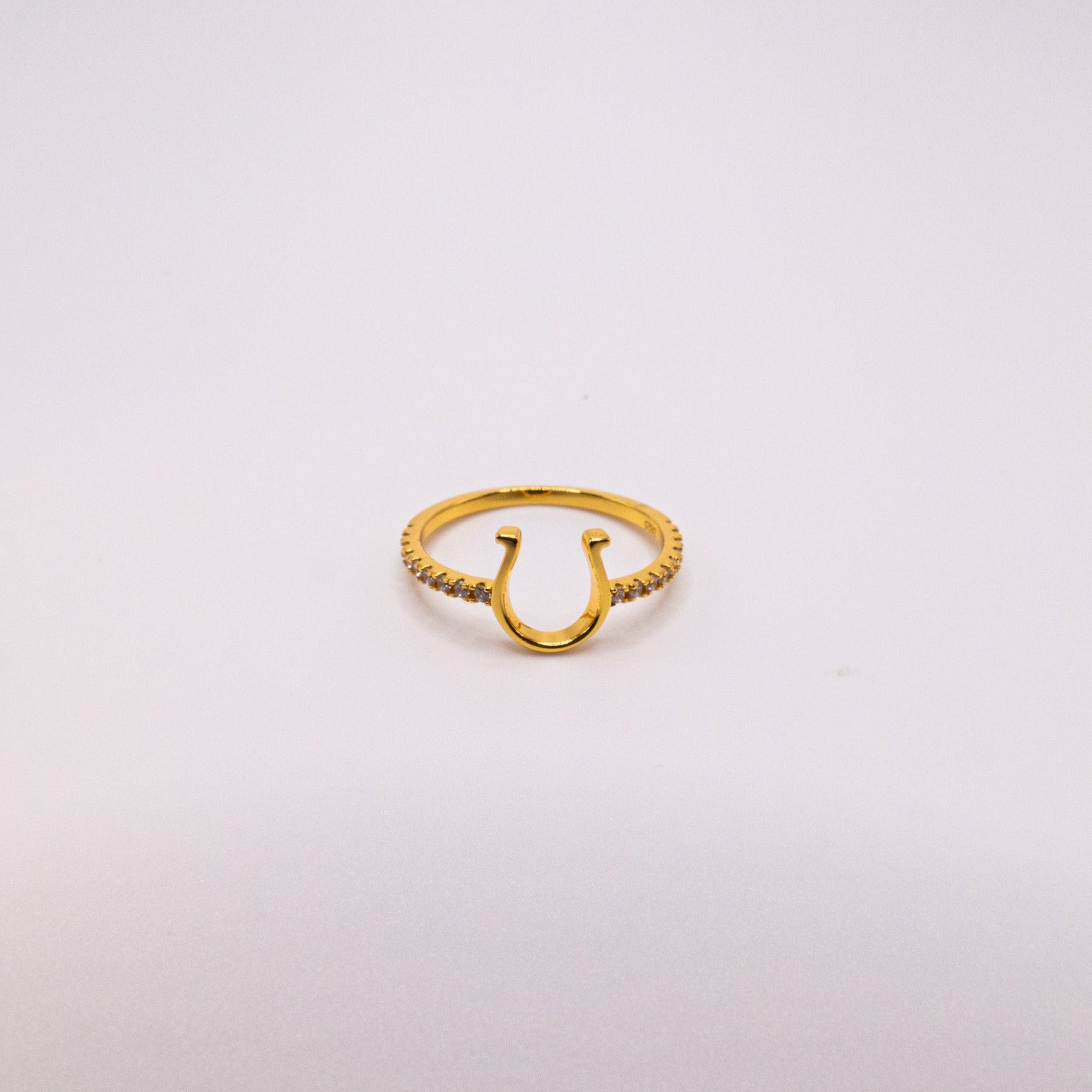 horseshoe ring